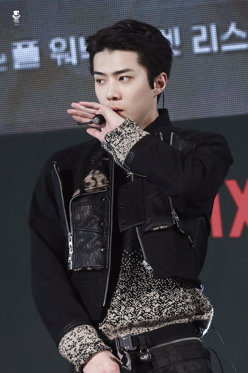 oh sehun pic tweet media