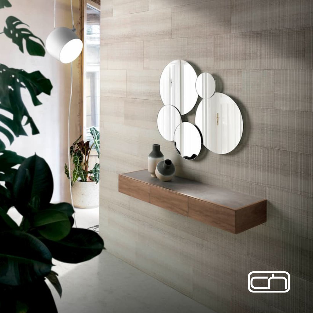 Es importante cuidar todos los espacios de un hogar para conseguir un estilo unificado y atractivo. Consigue una primera impresión positiva de tu vivienda con un recibidor con muebles de calidad. 

¿Quieres saber más sobre esta pieza? Te la descubrimos el próximo miércoles.