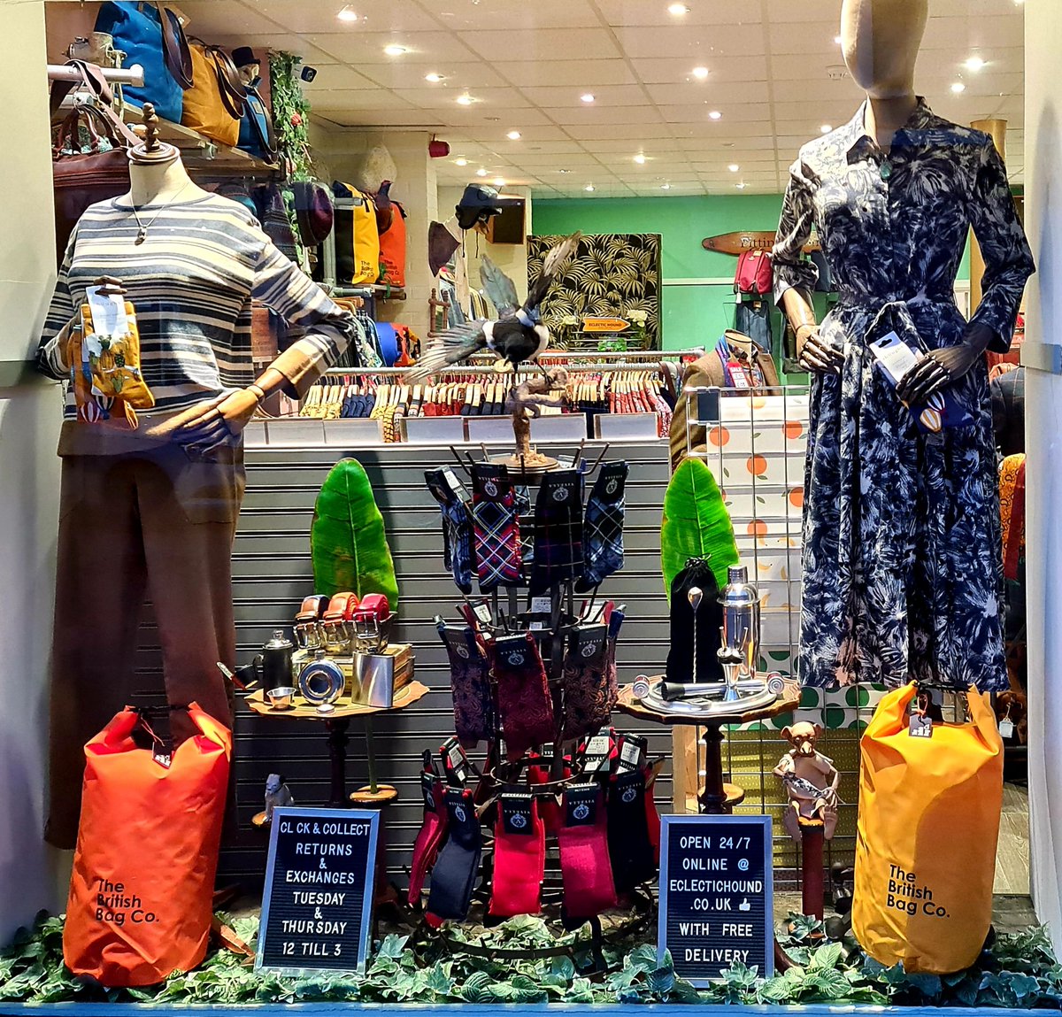 eclectichound's tweet photo. Window Change:
We welcome the #NewCollection from @thoughtclothing as well as a restock of our dry bags from @TheBritishBagCo
Wool socks from @Viyella_1784 & #HipFlasks & #CocktailSets by @magmouchsophos
.
.
.
#NewArrivals #Display #EclecticHound #HelloWinchester #LeadNotFollow https://t.co/NZ3GXYGUN4