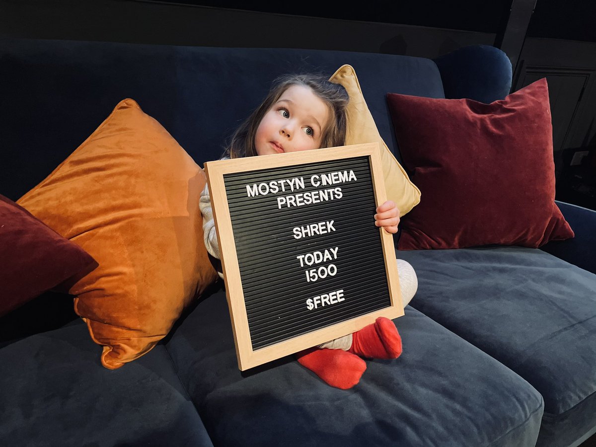 Bostondunk's tweet image. Our weekend trip to the movies! #MostynCinema #Shrek ❤️🎥