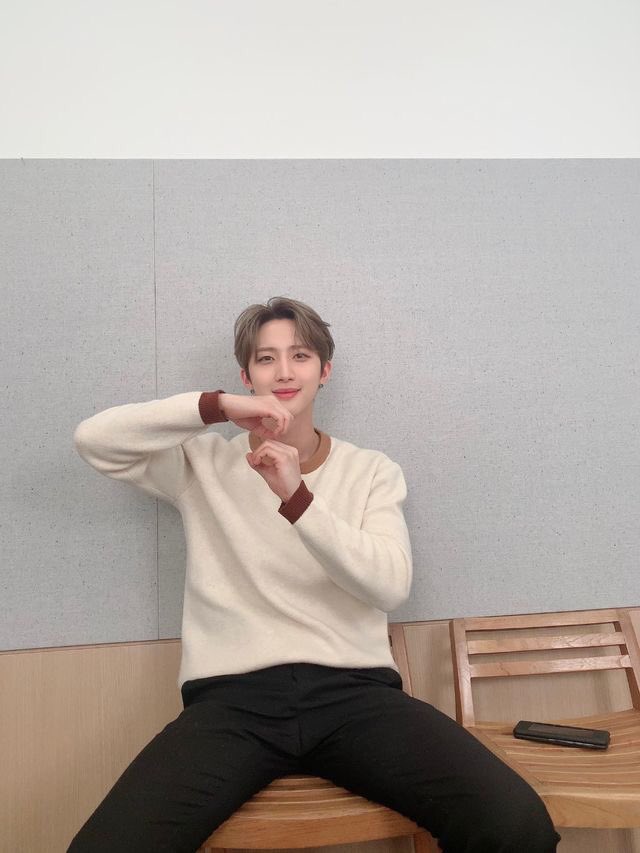 ☁️ ·̩͙✧  # ig 

                                      🌹