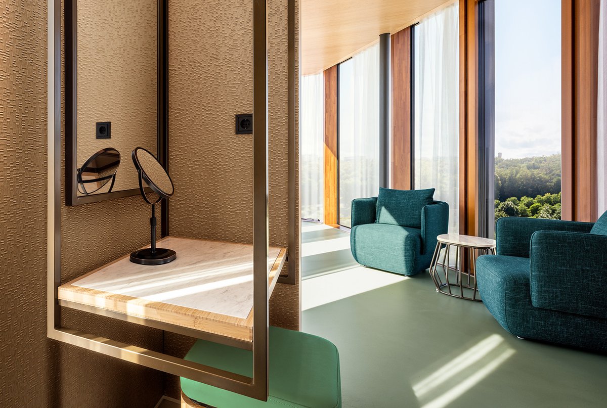Vescom's tweet photo. Vinyl wallcovering designs that connect interiors with nature. 
Patterns Wutai and Corvo are inspired by the feel of wood and give an organic and natural look. Read more: https://t.co/UljFlP7dfn  #vinyl #wallcovering #interiordesign #interiordesigns https://t.co/XI7JPp7s1n
