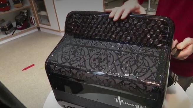 Accordéons Maugein : le savoir-faire français made-in-france.com/fr/article/acc… #madeinfrance
