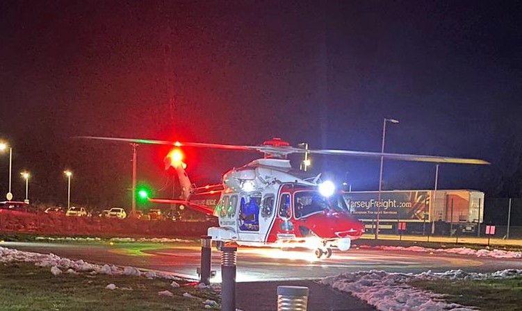 📟 140221 - Tasked to assist <a href="/SECAmbHart/">SECAmb HART</a> with a casualty in Wye, lifted out by CG heli Rescue 163 &amp; flown to hospital - we wish them a speedy recovery &amp; say thank you to all the partners who were abandoned on Valentine’s night  – we couldn’t do what we do without your support!