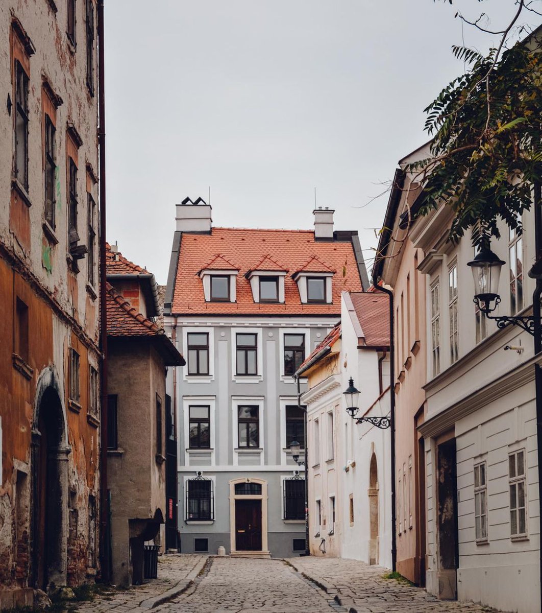 Let's skip the Monday and go for a walk in Bratislava's Old Town 😉⁠
📷 instagram.com/urban_wanders
