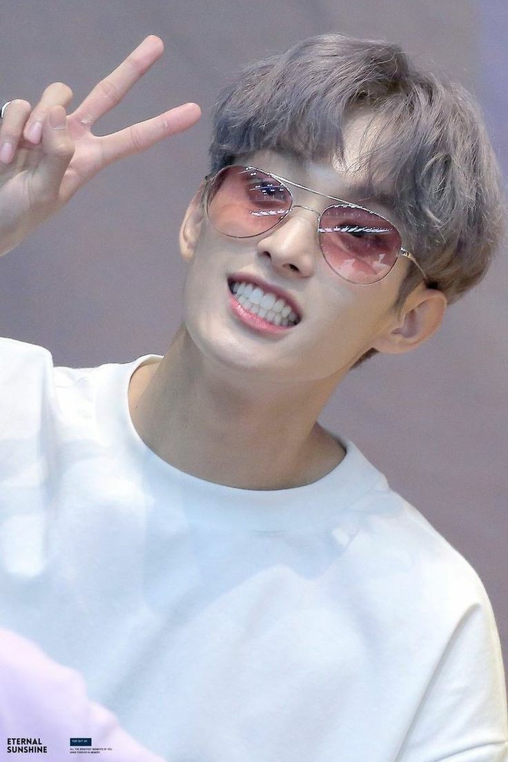 hobi and DK sharing same birthday and are the sunshines of their respective groups