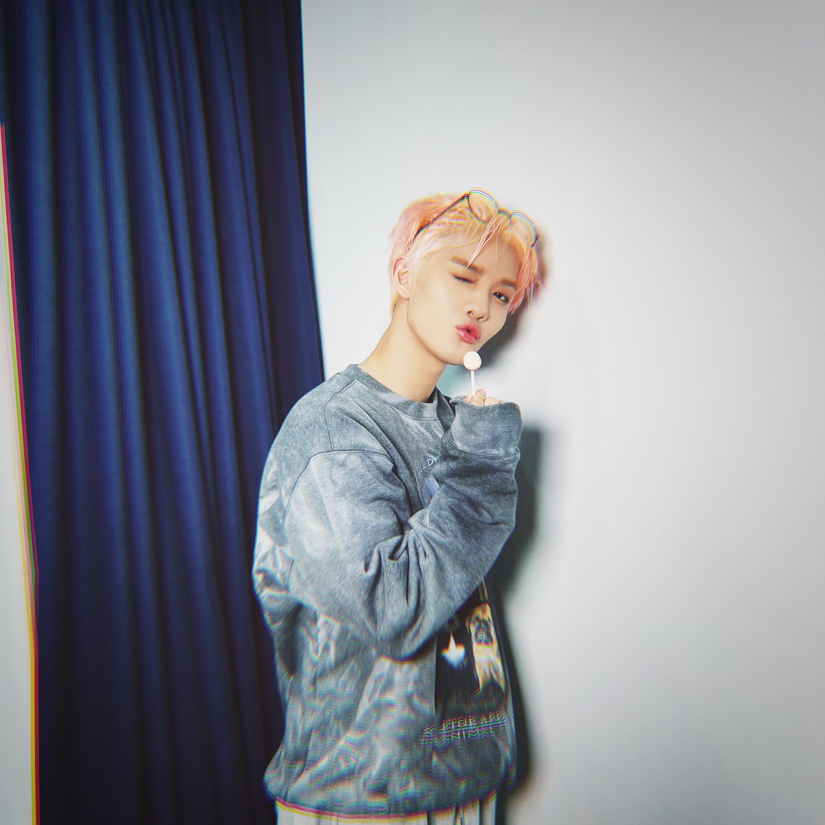 baejinthoughts's tweet image. i&apos;m a day late but happy valentine&apos;s day ❤️