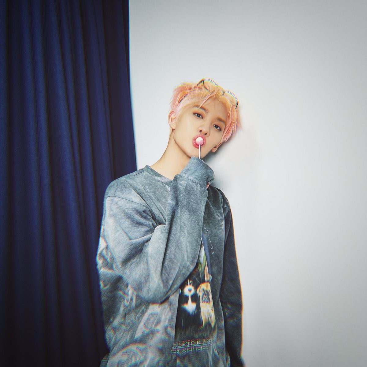 baejinthoughts's tweet image. i&apos;m a day late but happy valentine&apos;s day ❤️