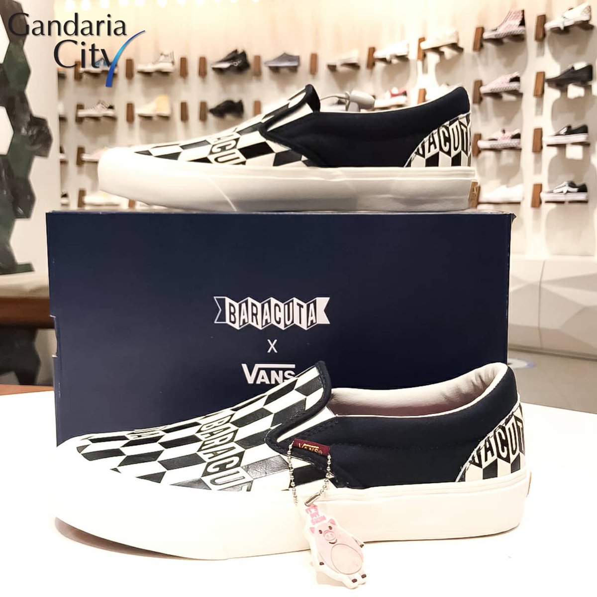 vans store gandaria city