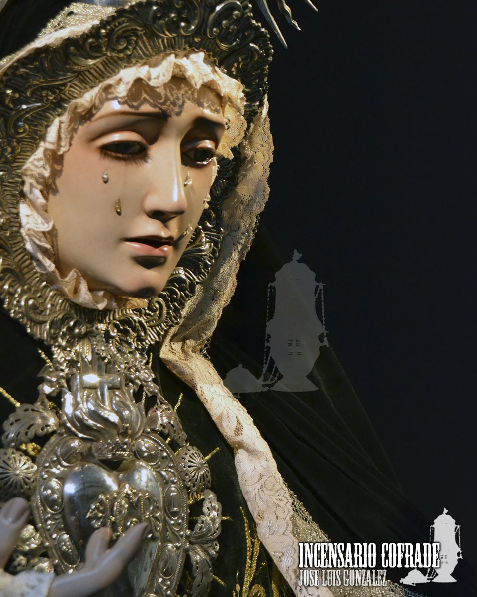 Nuestra Señora del Sol del <a href="/gparroquialsol/">Grupo Parroquial del Sol</a> 
Que el sol nos ilumine y nos guie por la senda de la vida y nos acompañes señora en todos nuestros tropiezos.

#CofradíasMLG #Malaga #cofrade #Foto #fotografiacofrade #hermandad #sol #barriovictoria #victoria #incensario #cofradia
