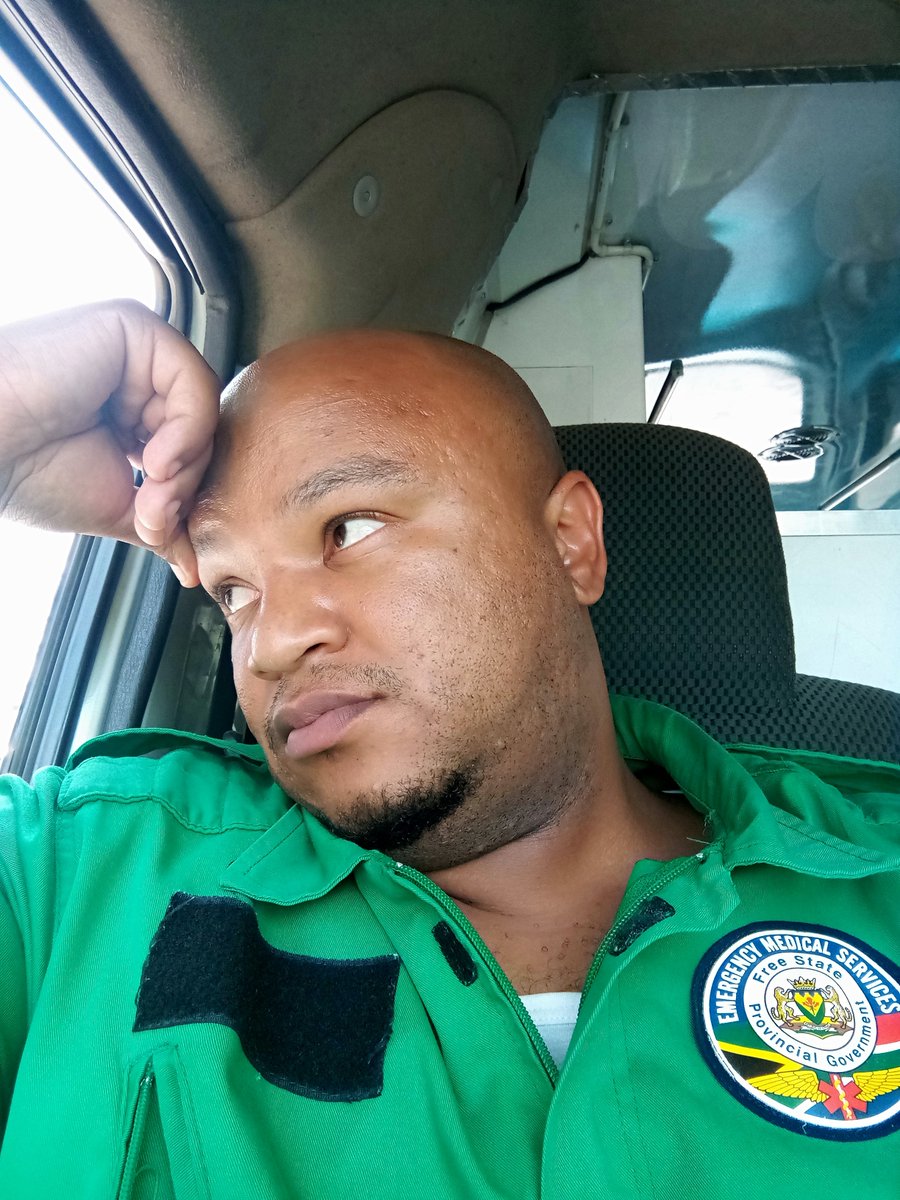 hloni_mokhethi's tweet photo. Still No MCM😢...
Eish let me go back to work
#SingleFlames https://t.co/ZVK20pGpZf