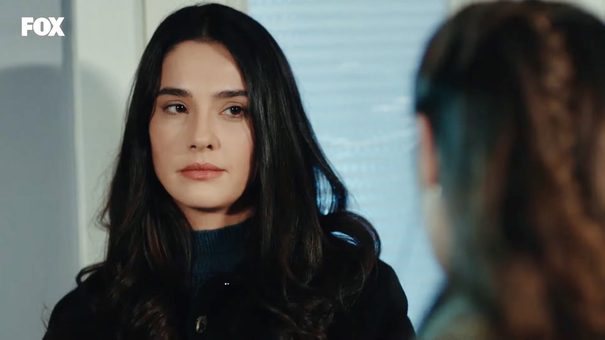 “Don’t you get it mom? This isn’t only your dream, it’s my dream as well. For years I imagined you working here in your profession” Apart from all her other beautiful traits, the way Yagmur loves, cares & fights for her mother’s happiness & success melts my heart  #SonYaz