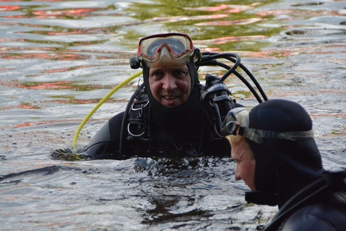 Gelezen: Sint Nykster ijsduiker tinyurl.com/yy5mocu6