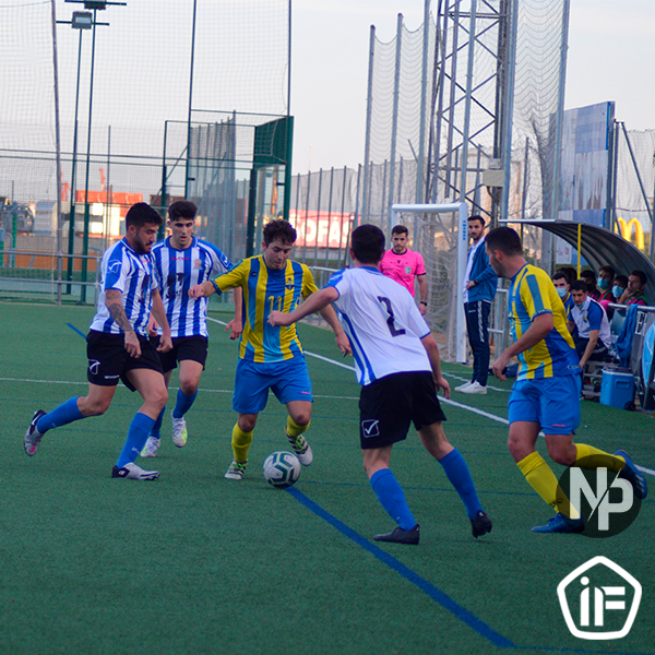 caminoviejo_cf's tweet photo. GALERÍA📸| 𝑰𝒎á𝒈𝒆𝒏𝒆𝒔 𝒅𝒆𝒍 𝒑𝒂𝒓𝒕𝒊𝒅𝒐 𝒅𝒊𝒔𝒑𝒖𝒕𝒂𝒅𝒐 𝒆𝒍 𝒅𝒐𝒎𝒊𝒏𝒈𝒐 𝒄𝒐𝒏 𝒓𝒆𝒔𝒖𝒍𝒕𝒂𝒅𝒐 1 - 1

🆚 @GuillenaC  

#MásQueUnClubUnaFamilia #CaminoViejoCF #GuillenaCF #SegundaAndaluza #2A #Jornada15 https://t.co/KHp8s3qSXy