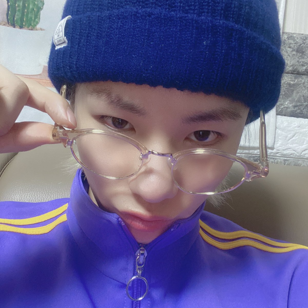 ELASTofficial's tweet photo. 엘링이랑 함께면 
월요일도 두렵지 않지!
엘링들도 알지?
평생 함께해요 같이!
❣️

#ELAST #엘라스트 #wonhyuk #원혁 https://t.co/hQQUBYHWex