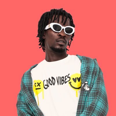 rennergh's tweet photo. HAPPY BIRTHDAY @iamZanli
❤️💛💚 #zanlimarley #onui
GOD BLESS YOU too eeeeasy #fireman https://t.co/tKaKUuPyMF