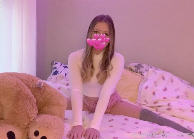 hope u had a happy little valentines day 💕 https://t.co/QmCTgacT5X<a href="/tag/mvsales"class="tags"><span>#mvsales</span></a>