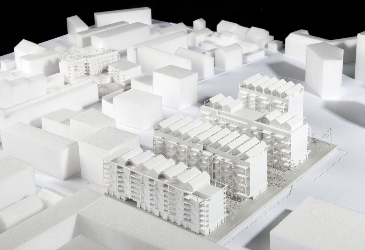 1st prize!
More Inside, More Outside – Our concept for the new residential area “Rote Emma” in Vienna’s 22nd district together with Gerner Gerner Plus and Carla Lo places the focus on regional and social rootedness. 

Find more information on our website:
awg.at/en/project/att…