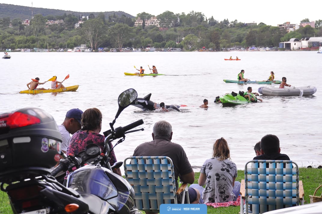 MuniEmbalse's tweet photo. #Merecido #FindeCarnaval 🎊 en @embalsecalamuchita
#CostasAPleno 📸
CÓRDOBA V❤S
@EmbalseC
@turismocba
@falesandri
#MomentosInolvidables
#Descanso
#Naturaleza
#Familia
#AmigosYAmigas
#Verano2021
#EmbalseTeCuida https://t.co/TYKRyn3Bzr