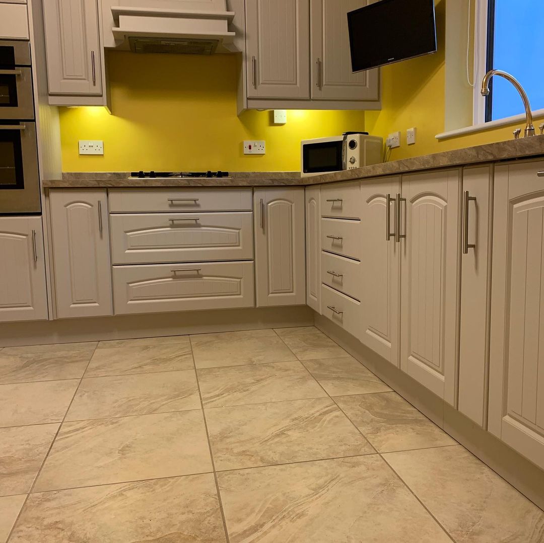 ToupretUK's tweet photo. Have you used our #TX110 filler recently? KJF Decorators (IG: kjfdecorators) has done a cracking job with it! ๐ฏ
๐ Here's why it should be your go-to quick drying filler:
โ๏ธ Ready to paint in 3 hours
โ๏ธ Won't flash or grin
โ๏ธ Exceptional adhesion
Info: https://t.co/FaDjt5nE2V https://t.co/MncQxdCt6O