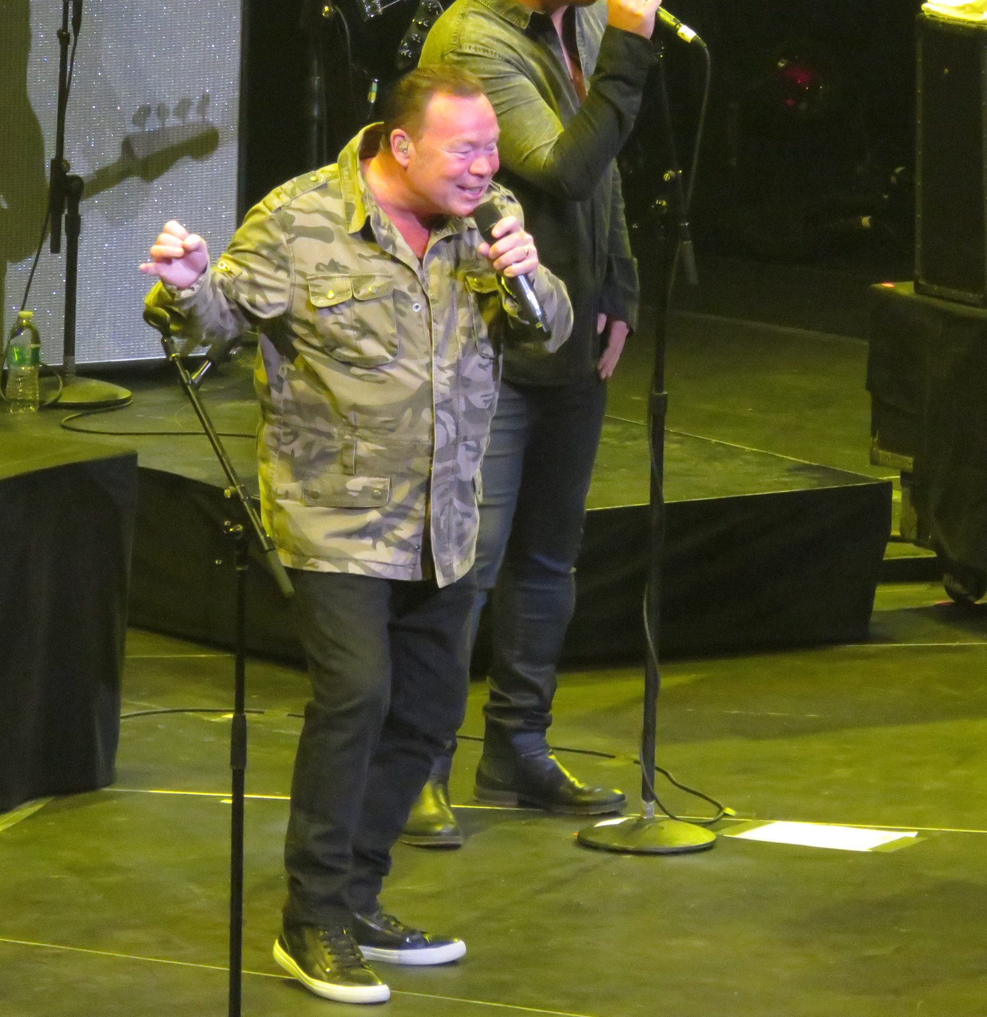 Happy Birthday to Ali Campbell of    Pic taken at in 2017. 