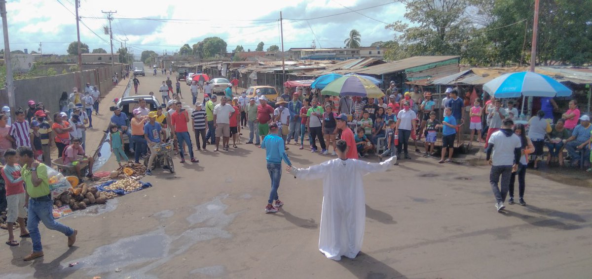 rebecabertucci's tweet photo. La alegría nace de un corazón lleno de Jesús, y un corazón así, no puede parar de hablar de Él. #CarnavalesAlegres https://t.co/E4kZgUmL7L