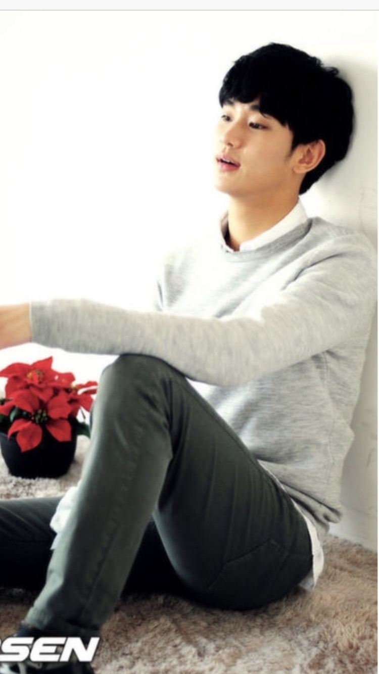 Happy Birthday Kim soo Hyun         