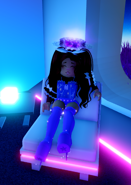 _astrinovva_'s tweet photo. ayo queen astri has entered the trading hub https://t.co/lMANvwmmZC