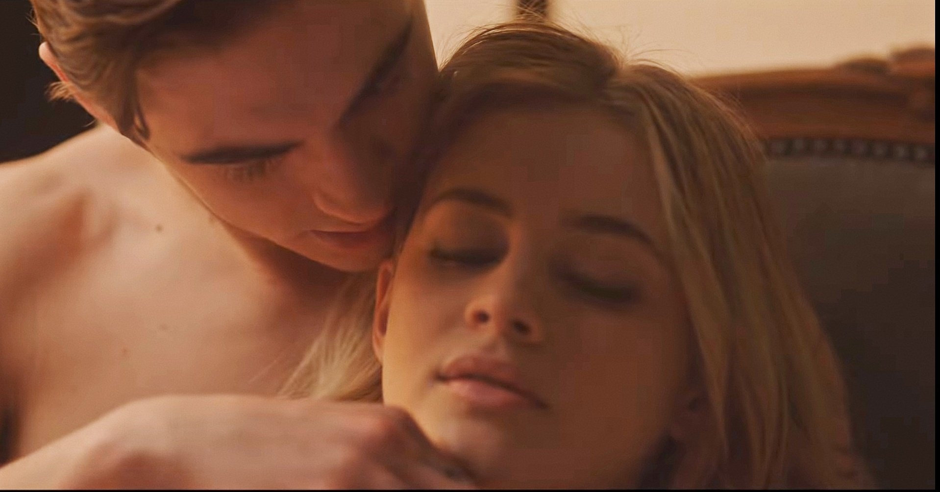 HessaLover on X: This is hot🔥😍 I want this sex scene to be slow burn and  sexy🔥 and finally in bed😌 #AfterWeFellMovie #AfterWeFell  t.co3rvVMGNjM2  X