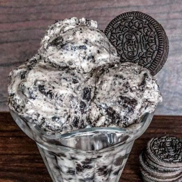 cv_ats_c's tweet photo. cookies and cream never gets old https://t.co/joN1jrxjrZ