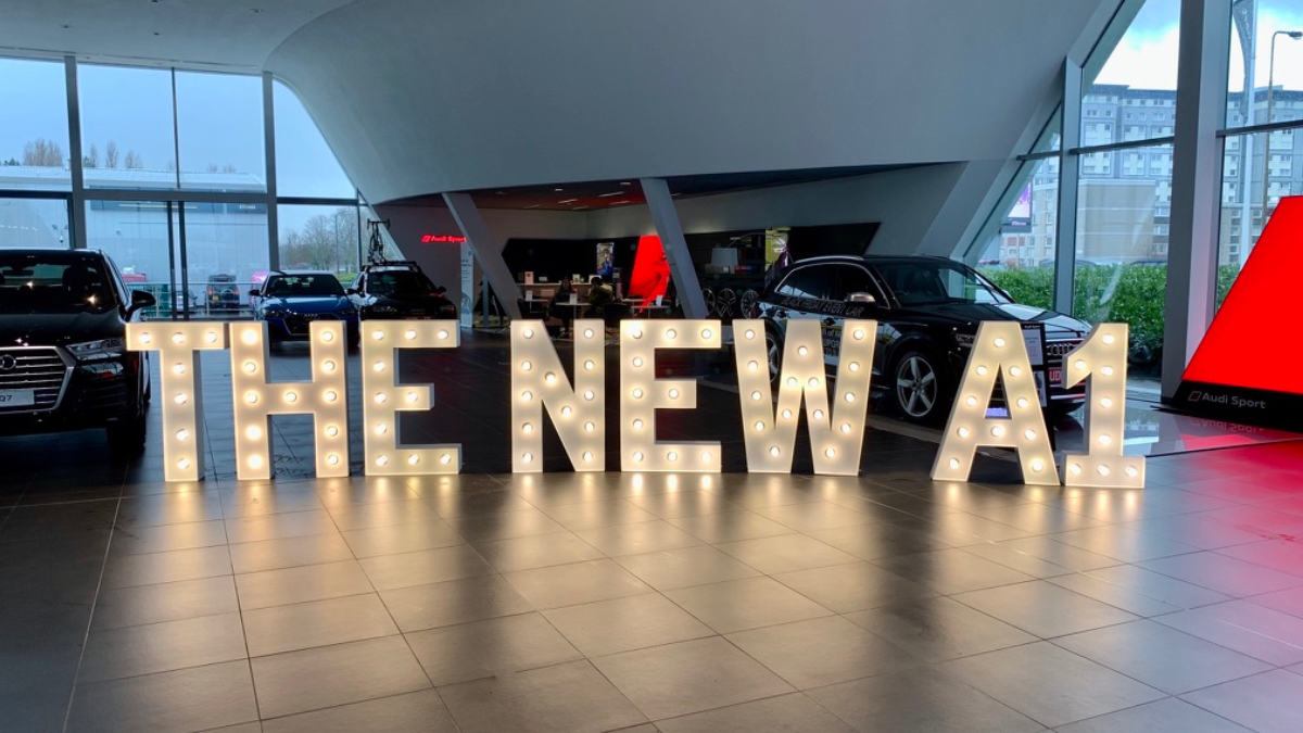 Booths4You's tweet photo. Our Giant Letters &amp; Numbers are perfect for making a statement, whether its for a #wedding #birthday or #photoshoot.

#corporateevent #events #party #wedding #glasgow #edinburgh #photo #lightupletters #makeastatement https://t.co/JdqUaYgINT