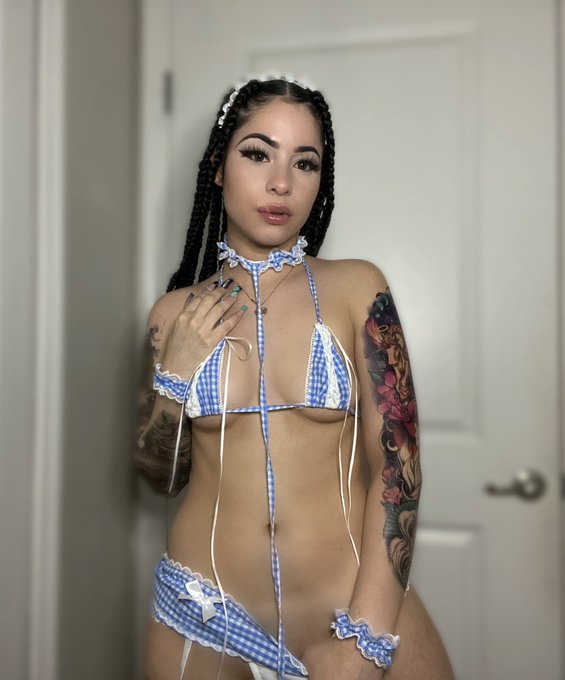 What&rsquo;s your favorite thing about this picture?🥺 https://t.co/gc8AgD6RtD<a href="/tag/twerkvideos"class="tags"><span>#twerkvideos</span></a><a href="/tag/ridingdick"class="tags"><span>#ridingdick</span></a>