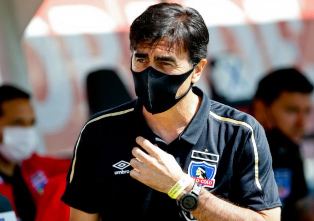 Si Colo-Colo venait à descendre Mercredi, cela aurait sans doute plusieurs conséquences. La première et la plus évidente serait la démission de Gustavo Quinteros et sûrement celle de Aníbal Mosa, l'entraîneur et le président.