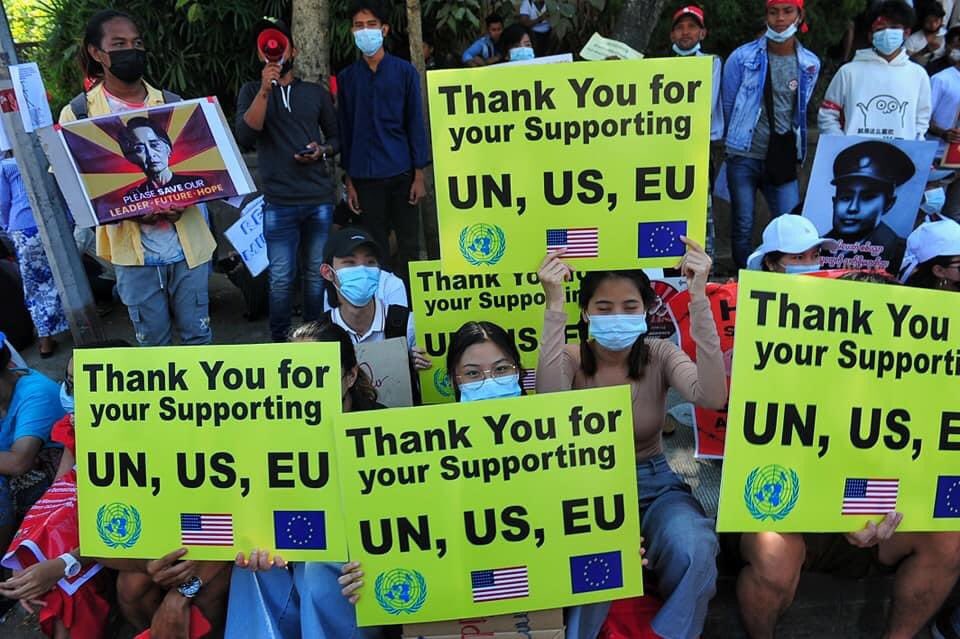 naing12345679's tweet photo. @TostevinM @HeinKoO38503809 #HearTheVoiceOfMyanmar https://t.co/1XbAmSt8IF