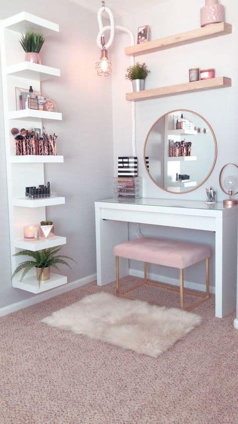 SinaranW's tweet photo. Idea utk korang yang nak deko makeup space 😍
Credit: dollblossom
#sinaranwanita #dekodeko #vanityarea #makeup #mejamakeup #dekomejamakeup https://t.co/cKkNIJe2z5