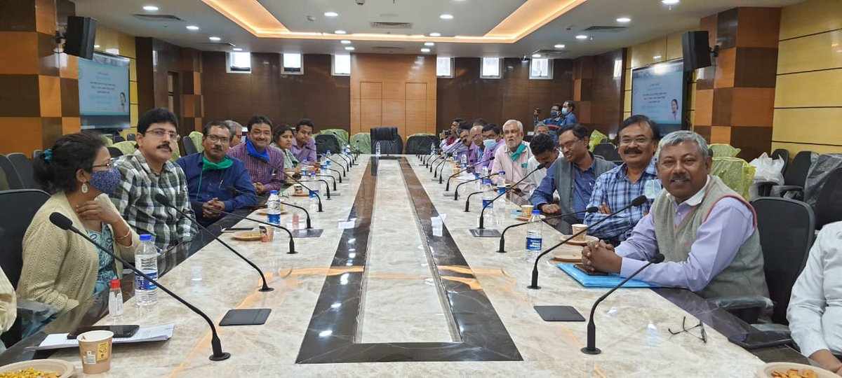 JalSwapna's tweet photo. #wbphed, #phedeptgowb, #GovtOfWestBengalInitiative
Inauguration of "Nijoloy", The official Head Quarters of PHE Department by Honourable Chief Minister of West Bengal on 15th February 2021 https://t.co/fSl4ppUfee