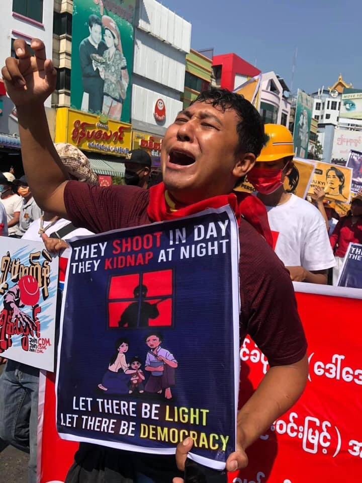 #WhatsHappeningInMyanmar