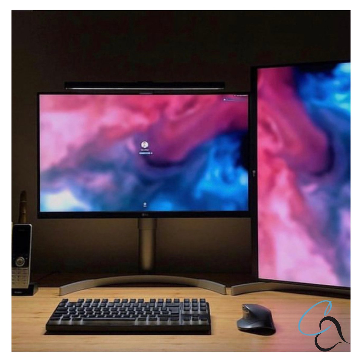 cincoamorltd's tweet photo. Have you seen this masterpiece. Our team is truly talented!

The 2 monitor setup 😍😍

We can make this happen for you too. Describe this using emojis! 

#itsystems #itsetup #itsetups #itconsulting https://t.co/9eUKLE1l7M