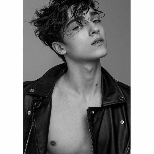 CharlieOls_rpg's tweet photo. "Like a virgin,
Touched for the very first time
When your heart beats
Next to mine" https://t.co/bvCrPUCg24