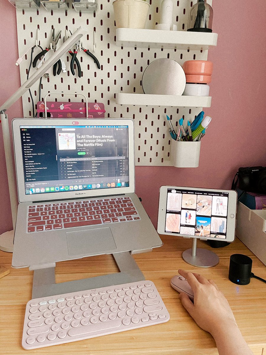 I love my office space Here’s a thread to all the things I bought from Shopee Starting with the laptop stand   http://shp.ee/si722h5&nbsp;