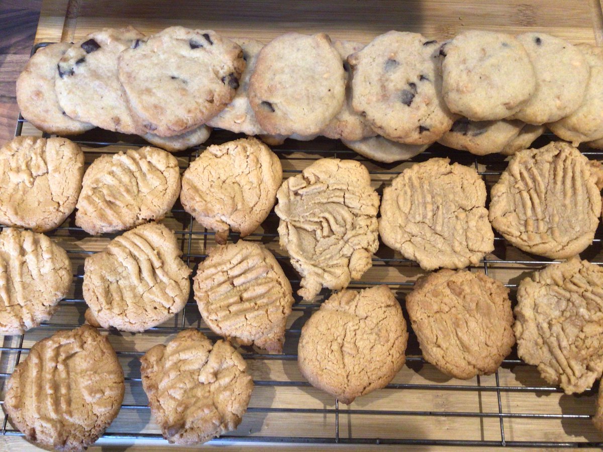NewsteadClaire's tweet photo. @Astley_Primary1 @astley_primary5 @Astley_Primary @jen_goakes @superal2012 
Finally made some of Mr Seager’s Cookies! Delicious! Even though we put the egg in the wrong recipe! We needed Sophie and Isabel to keep us on the right track I think! Another fab Video Mr S! Thank you! https://t.co/z7ziZmpx9r