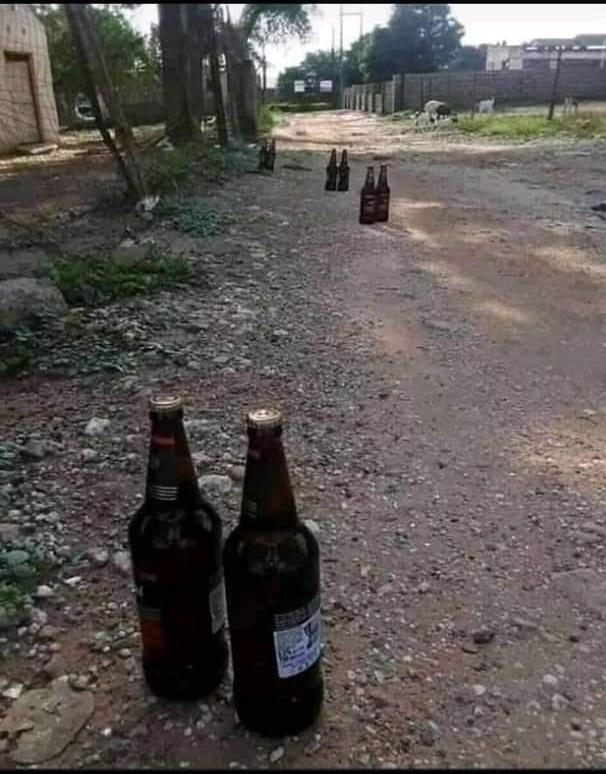 Wordsbykazi's tweet image. How to Kidnap Shendam people
👇🏾👇🏾👇🏾👇🏾