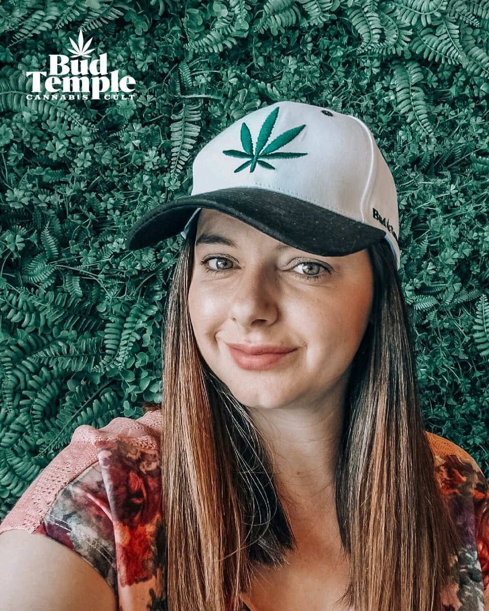 temple_bud's tweet photo. Have a Great Monday! 😎🌿
#budtemple #woman #women #cap #followus #cbdstore #cbd #photo #cannabismedicinal #cannabis #cannacommunity #canabis #hemp #weed #dope #marijuana #maryjane #lifestyle #hightimes #moda #modacasual #modaportugal #modafeminina #friends #staysafe #staystrong https://t.co/WlB50G9euP