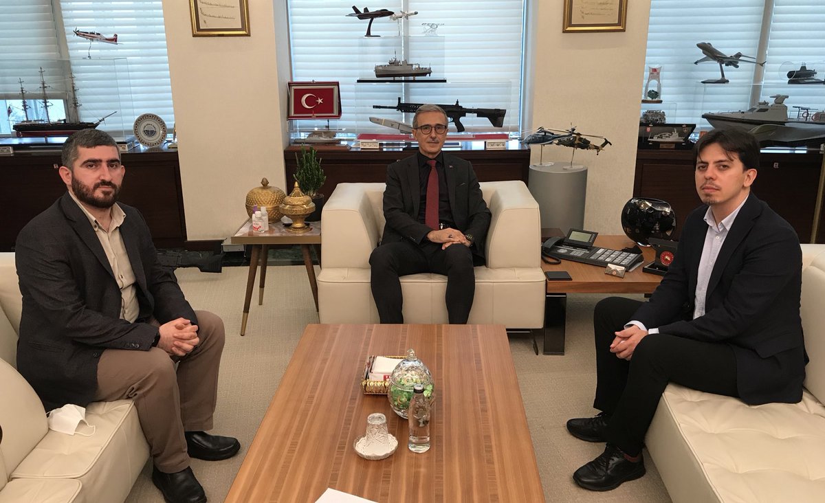 Defensehere ekibi olarak Savunma Sanayii(<a href="/SavunmaSanayii/">SSB</a>) Başkanı İsmail Demir’i(@IsmailDemirSSB) ziyaret ettik ve herkesin merak ettiği konuları sorduk. Videolu özel röportajımızı yakında yayınlayacağız.