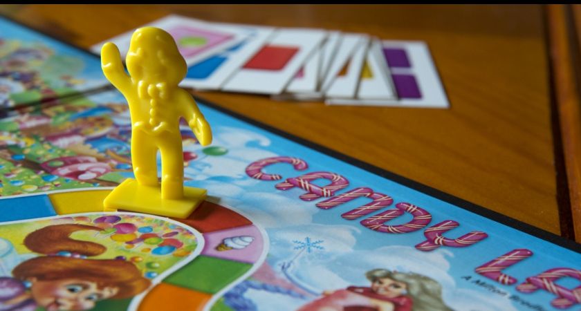 TVTopGames1's tweet photo. Why are #boardgames so popular? Are people craving social interaction that #socialmedia hasn't been able to provide? Learn more about the rise of board games in our tech-dominated culture. #familygamenights #gamenights #newboardgames #classicboardgames https://t.co/GyNjS65GL8 https://t.co/eXKKASm9iB