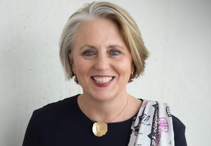 Ineke Bussemaker verruilde een jaar geleden haar internationale carrière in de banksector voor een baan als decaan bij de Faculteit Business &amp; Economie. Wat wil ze bereiken? ‘Ik hoop bij te dragen aan efficiëntere besluitvorming.’

<a href="/Nieuws_HvA_FBE/">Nieuws HvA FBE</a>

hvana.nl/lees/36845/het…