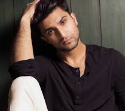 7.  #AhadRazaMir and  #IqraAziz We need a supremely talented writer-director to work on this duo! They are fresh, they are talented, and are hot! I can't wait for these both to be seen together! 