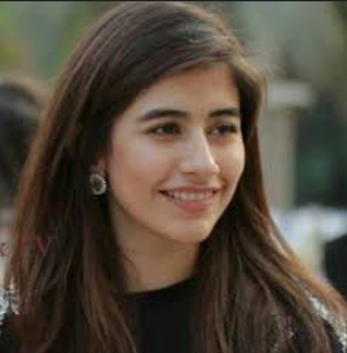 9.  #SheheryarMunawar and  #SyraYousufThey had an hot photoshoot back in 2020 and they looked bomb together and since then I wanted them to be casted together! If not a drama atleast a film they need to be paired up, please!!! 