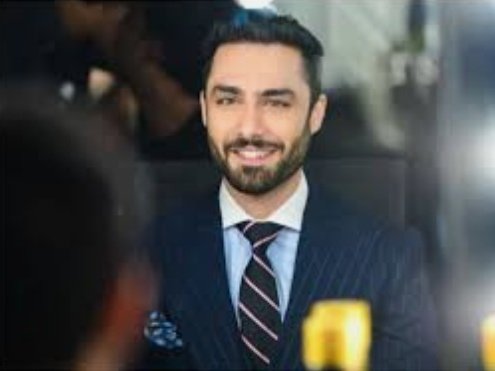 16.  #AhmedAliAkbar and  #HiraMani Okay someone please don't let Hira cry too much if it at all these both get casted! These both deserve a drama/film where it's more of comedy or spice of life, which would totally suit them.