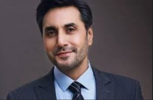 This the last one I promise, this is one long ass thread! 22.  #AdnanSiddiqui and  #YasraRizvi I can't be the only one who has paired Yasra with older men? These both would actually look super hot if they get casted in an intense drama, like not necessary a romantic one.